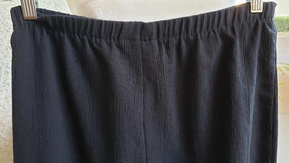 Pants - Picture 5 of 7
